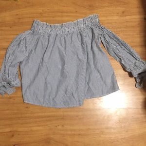 American Eagle off the shoulder top